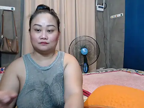 jengrey online show from October 22, 2:12 am