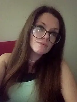 Snapshot of NovaVade chatting on October 26, 3:34 am NovaVade online show from October 26, 3:34 am