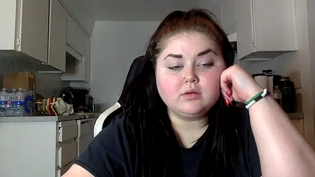 JJbaby1 online show from November 5, 2:17 pm