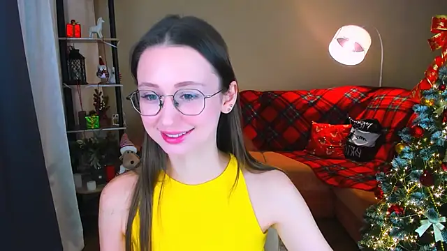 YourLovellyStory online show from December 17, 4:35 pm