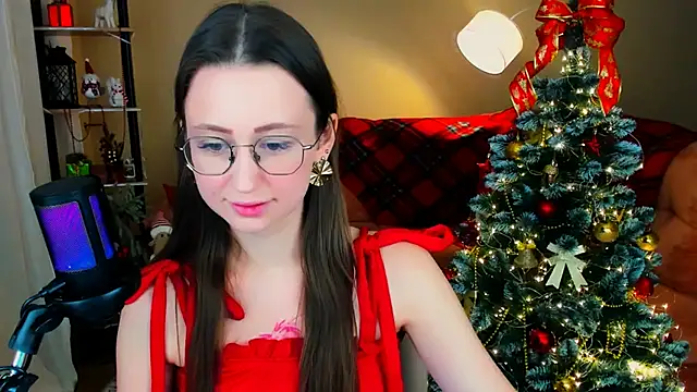 YourLovellyStory online show from December 22, 4:26 pm