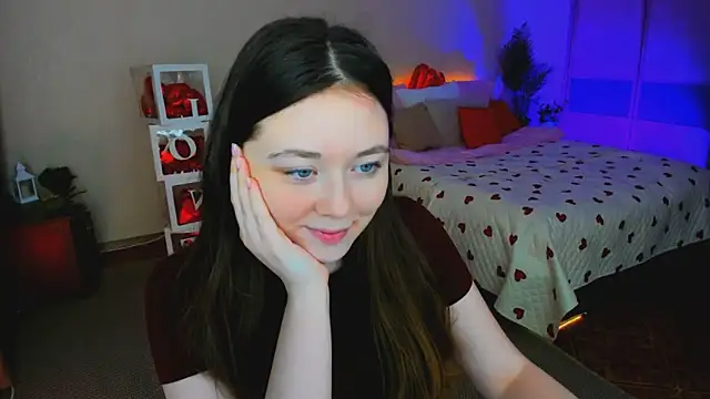 AlluringLookk online show from February 12, 4:13 pm