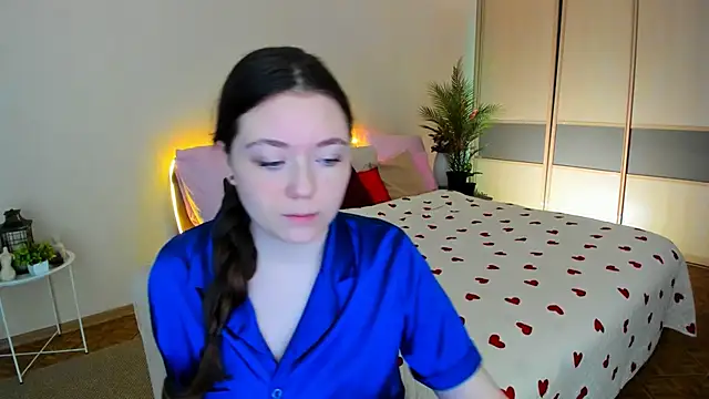 AlluringLookk online show from May 28, 5:21 pm