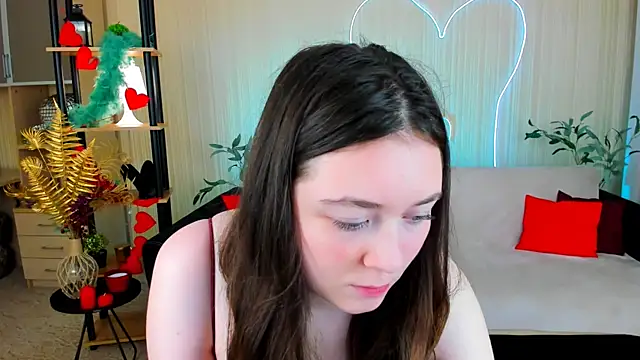 Snapshot of AlluringLookk chatting on July 16, 2:01 pm AlluringLookk online show from July 16, 2:01 pm