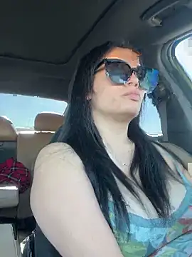 Snapshot of racoonbaby chatting on September 16, 10:00 pm racoonbaby online show from September 16, 10:00 pm