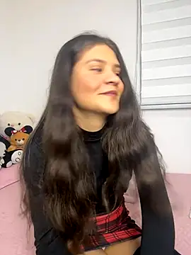 Emilyybennet  online show from September 19, 2:46 am