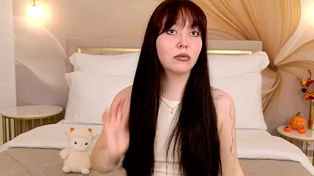 Snapshot of VanessaFields chatting on October 18, 3:02 pm VanessaFields online show from October 18, 3:02 pm