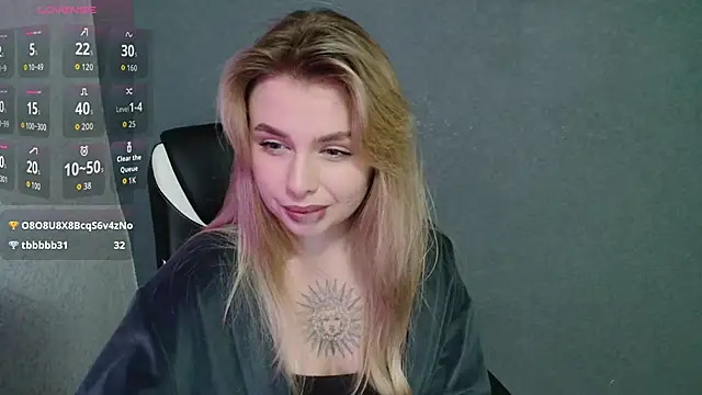 AngelicaHollywood online show from October 22, 9:03 pm