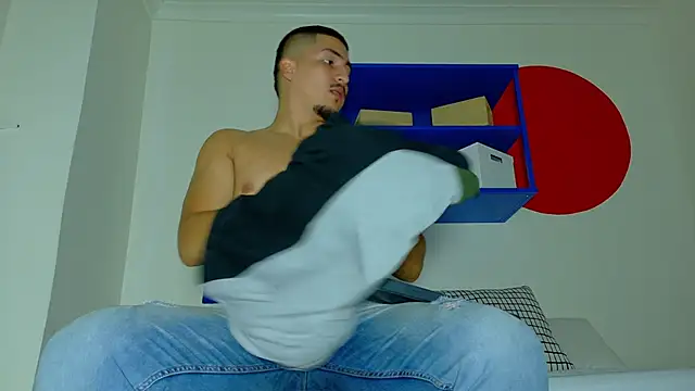 MrFox   online show from October 15, 2:39 pm