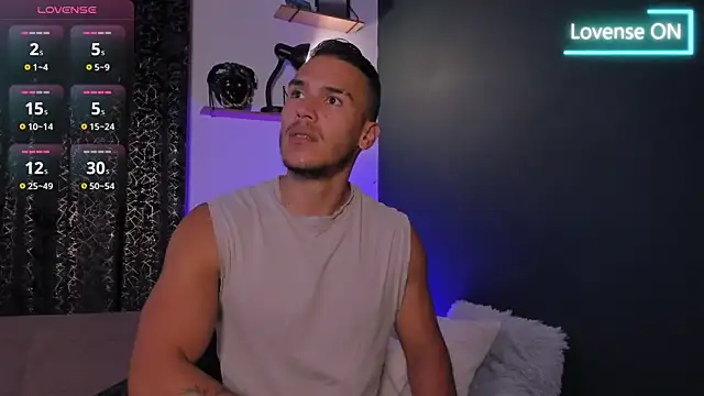 MarkSantozz online show from January 8, 7:27 pm