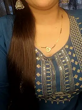 Snapshot of officialbhabhi chatting on September 25, 5:11 am officialbhabhi online show from September 25, 5:11 am