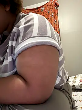 chocolate bella online show from October 21, 1:06 am