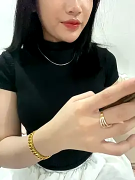 Beiiu 18 online show from October 1, 9:21 pm