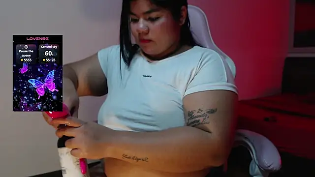 Lia Arellano online show from February 28, 7:04 pm