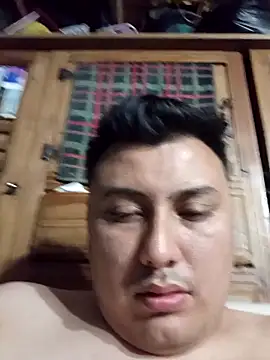 Snapshot of millanto chatting on October 23, 5:18 am millanto online show from October 23, 5:18 am