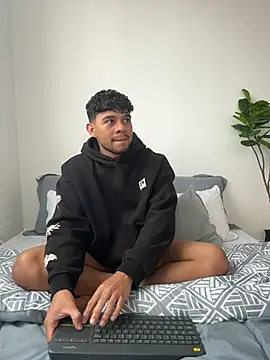 austin spears  online show from February 22, 9:24 pm