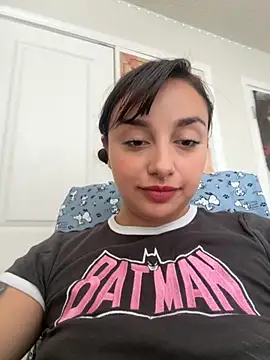 CharmingMaddie online show from October 7, 3:31 pm