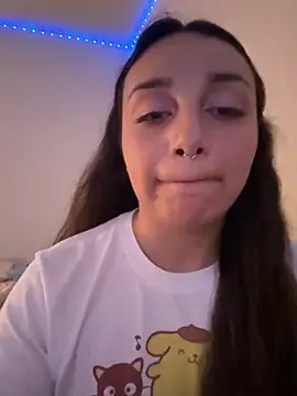 Snapshot of CharmingMaddie chatting on July 11, 12:35 am CharmingMaddie online show from July 11, 12:35 am