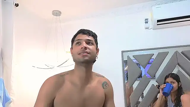 bamby kitty online show from November 19, 2:11 am