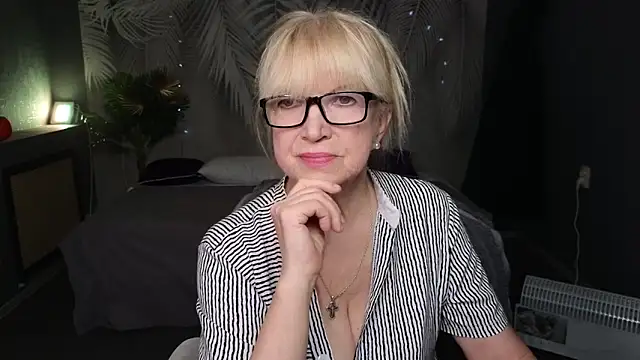 Sabina Ros online show from November 25, 11:10 am