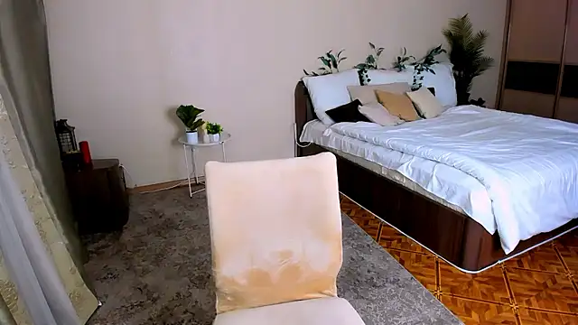 ChristinaConteeree online show from January 14, 1:28 pm