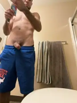 kelvin971011 online show from November 1, 4:20 pm