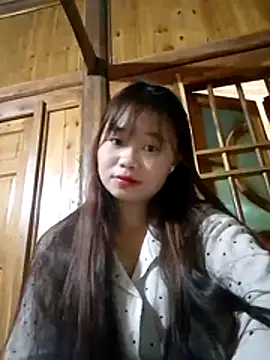 Snapshot of PhayPhay123 chatting on November 18, 12:05 am PhayPhay123 online show from November 18, 12:05 am