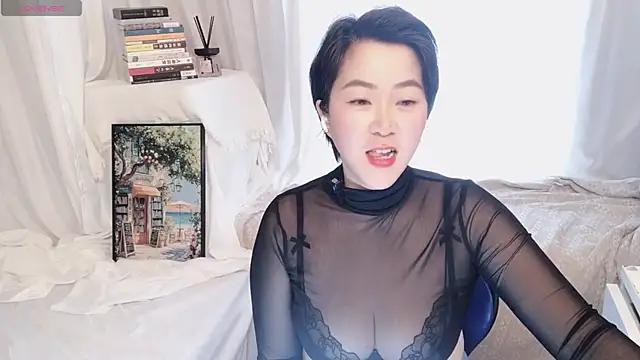 Emmaq996 online show from March 26, 2:17 am