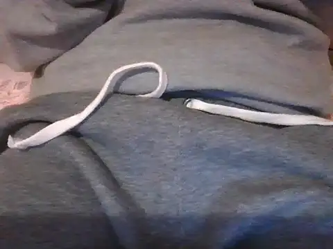 Snapshot of Bony69527g chatting on October 27, 4:44 pm Bony69527g online show from October 27, 4:44 pm