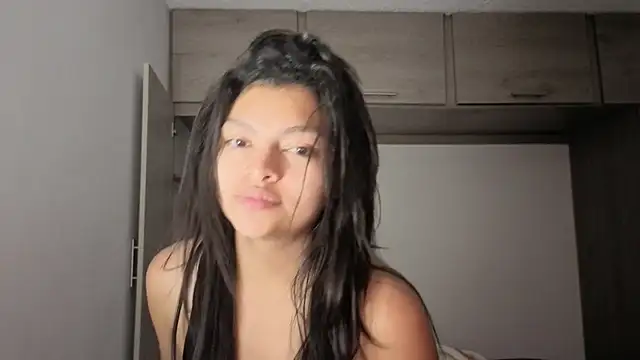 Candela    online show from November 6, 7:09 am