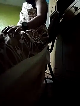 thekinglizard online show from November 29, 4:37 am