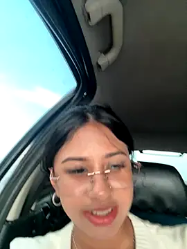 Snapshot of lynn9000 chatting on October 30, 8:20 pm lynn9000 online show from October 30, 8:20 pm