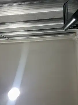 Snapshot of lynn9000 chatting on November 8, 5:29 am lynn9000 online show from November 8, 5:29 am