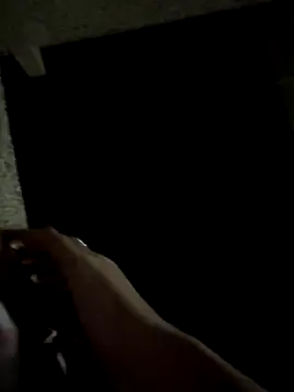 Snapshot of lynn9000 chatting on November 15, 5:27 am lynn9000 online show from November 15, 5:27 am