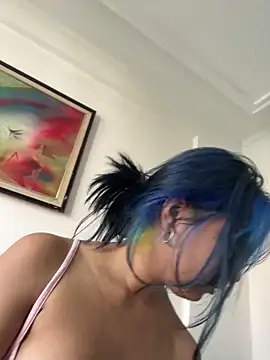lynn9000 online show from June 18, 11:14 am