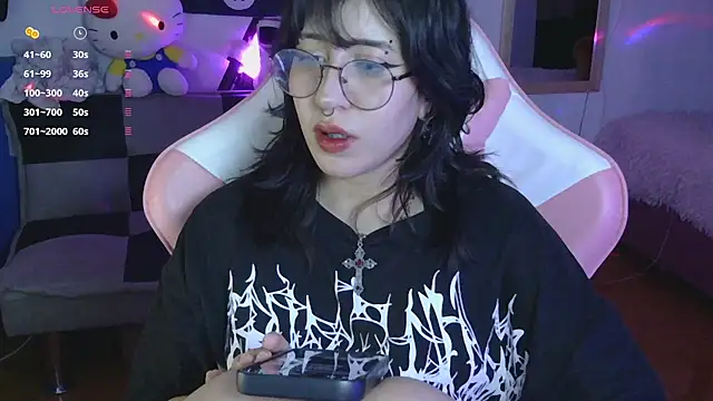 Snapshot of Hachiko_Love chatting on July 2, 12:10 am Hachiko Love online show from July 2, 12:10 am