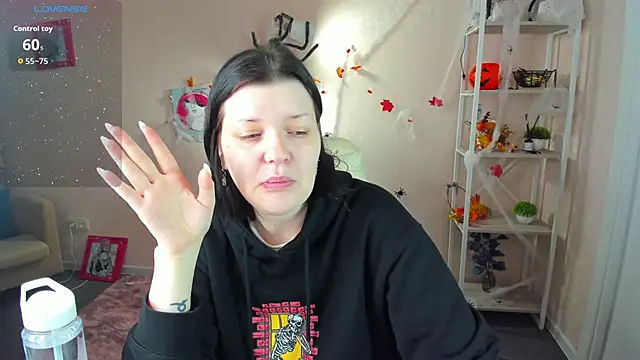 Snapshot of Michele_Greenn chatting on November 1, 1:07 am Michele Greenn online show from November 1, 1:07 am