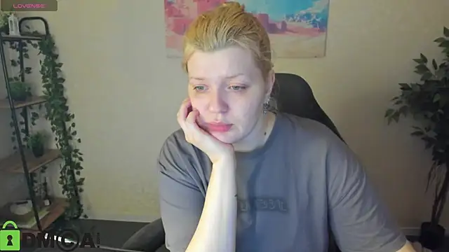 Michele Greenn online show from June 30, 1:17 am