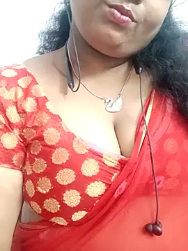 Divya-Lovely online show from October 4, 8:40 pm