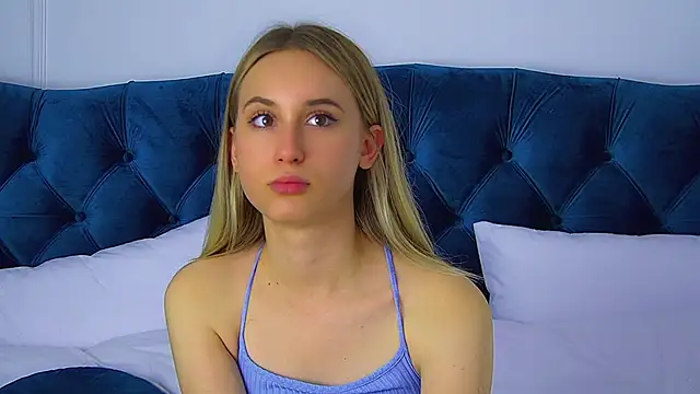 VictoriaHopsons online show from October 1, 6:36 pm