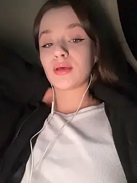 KittyQueeny online show from October 28, 2:09 pm