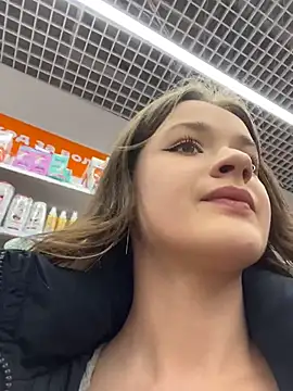 KittyQueeny online show from December 17, 11:16 am