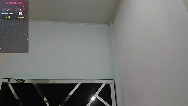 Snapshot of iisabella_noa chatting on December 22, 1:30 pm iisabella noa online show from December 22, 1:30 pm