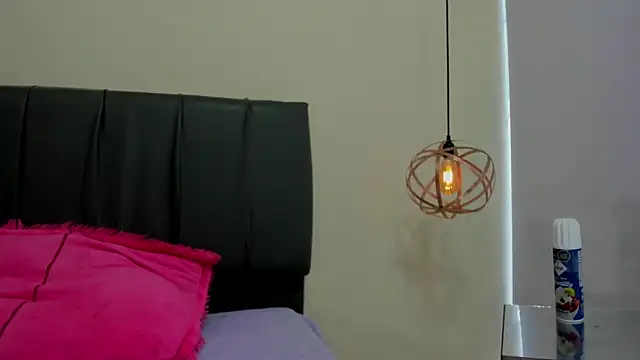 iisabella noa online show from February 4, 1:17 pm