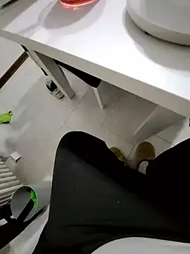 giova17cm online show from January 6, 10:12 pm