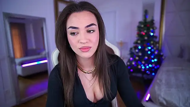 Snapshot of EricaSin chatting on December 23, 8:12 am EricaSin online show from December 23, 8:12 am