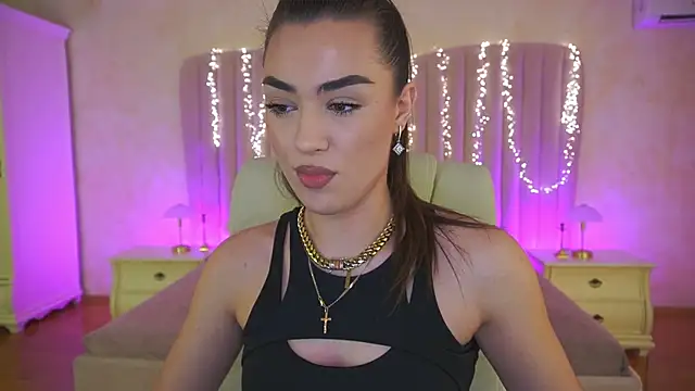 EricaSin online show from April 16, 8:26 am