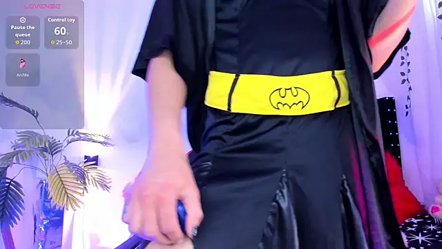 Snapshot of Cooperrosscute233 chatting on February 2, 8:18 pm Cooperrosscute233 online show from February 2, 8:18 pm