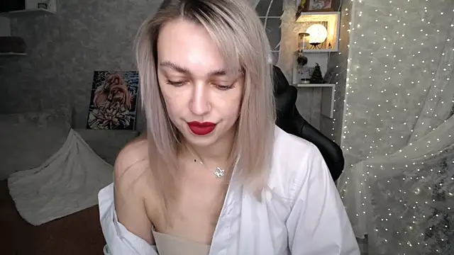 NickyAdamidi online show from January 17, 3:28 pm