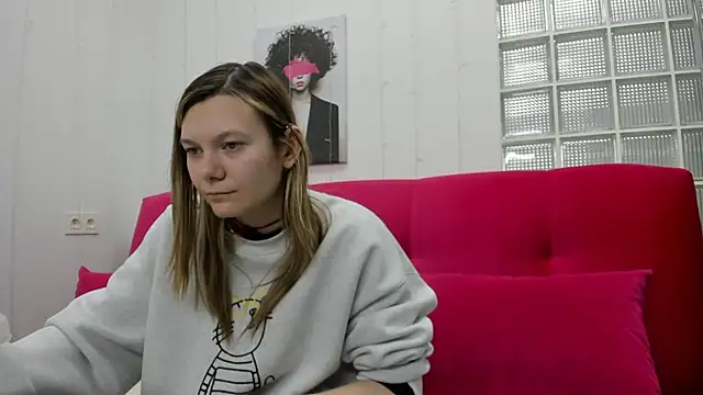 Sunny Sammy online show from April 8, 4:56 am